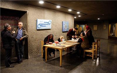 چهل بهار آزادی میزبان نمایشگاه و کارگاه هنرهای تجسمی